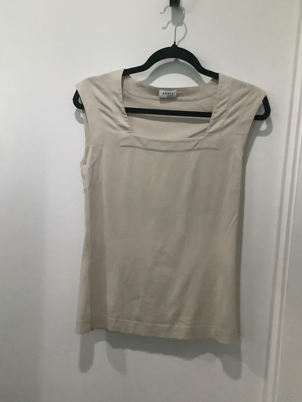Akris Sleeveless Beige Square-Neck Tank